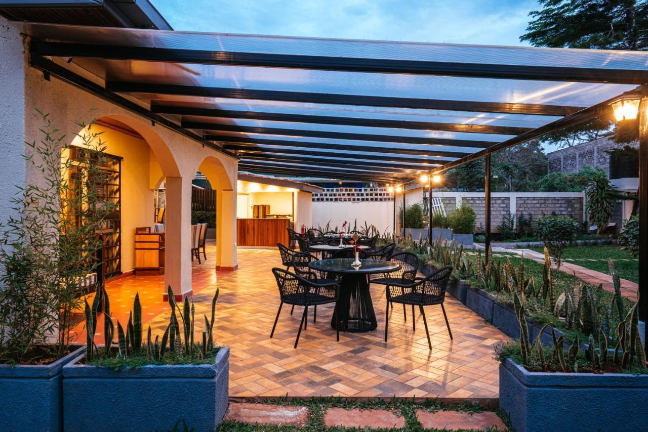 Cozy Stead Hotel Nairobi Exterior photo