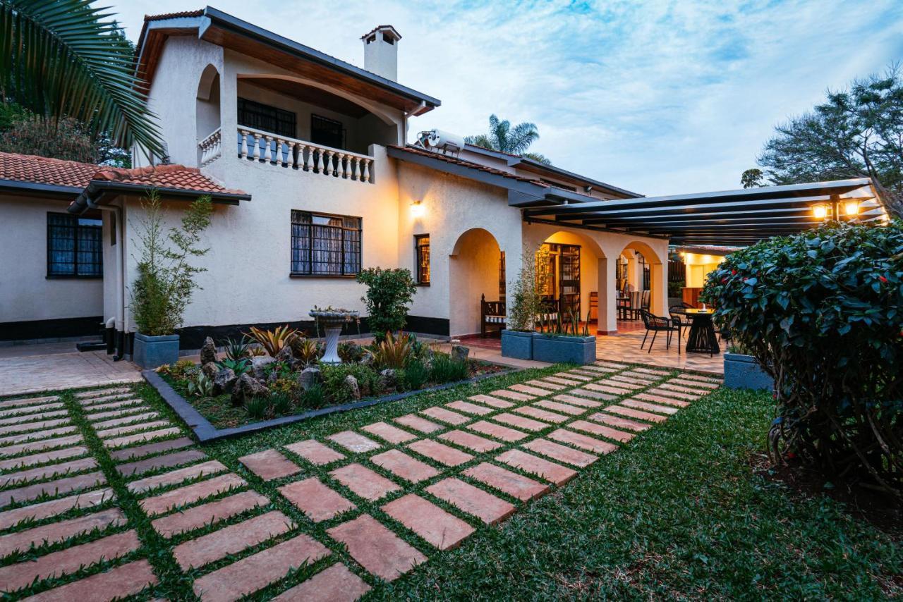 Cozy Stead Hotel Nairobi Exterior photo