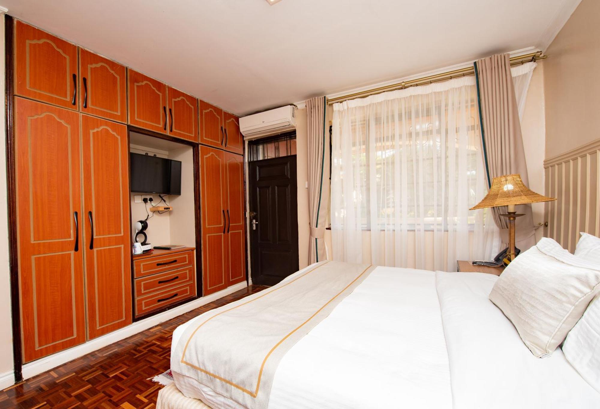 Cozy Stead Hotel Nairobi Exterior photo