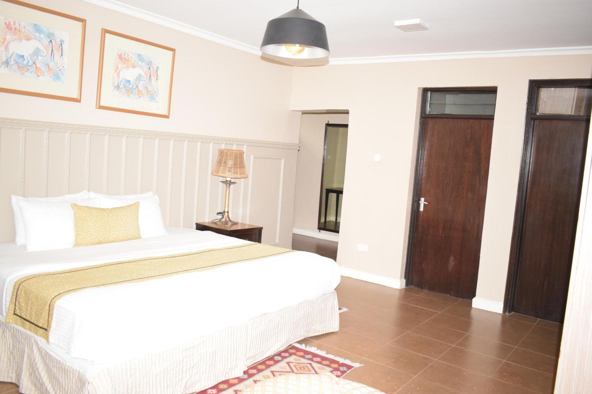 Cozy Stead Hotel Nairobi Exterior photo