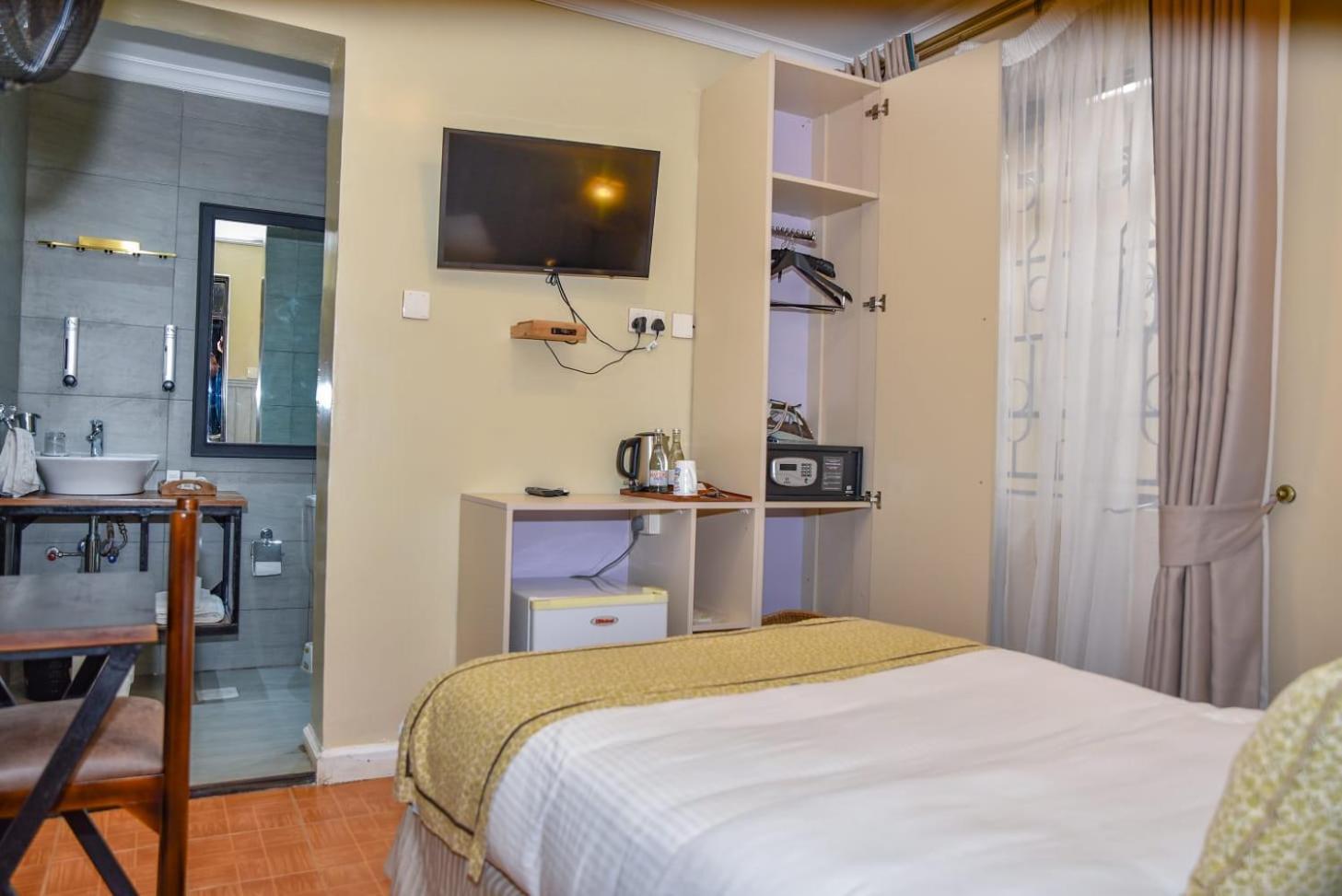 Cozy Stead Hotel Nairobi Exterior photo